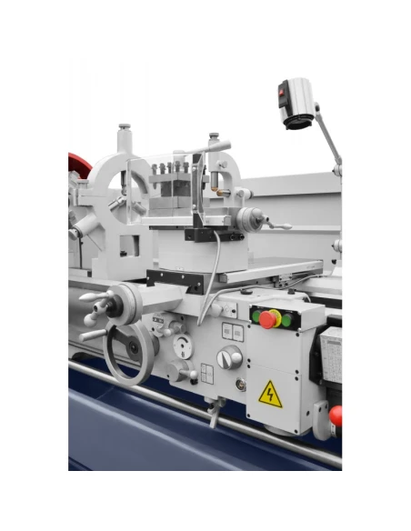 Univerzální soustruh 660 x 2000 + nože + otáčky vřetena.