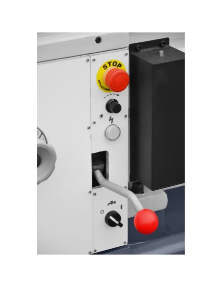 Univerzální soustruh CORMAK 800 x 3000