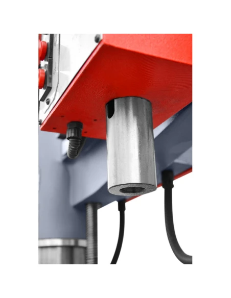 Radiální vrtačka 3032x1000M