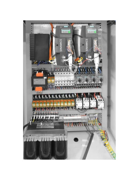 CNC soustruh 360x750 hydraulické sklíčidlo