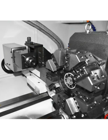 CNC soustruh 360x750 poháněné nástroje