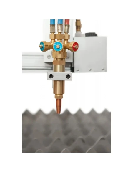 Plazmový a plynový řezací stroj PW-1530 AST 1500x3000 + kompresor Luft 1000 + zdroj SPARTUS ProCUT 125CNC