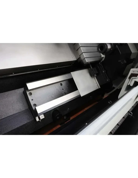 CNC soustruh CK7160x1500 HYDRAULICKÝ DRŽÁK 12 NÁSTROJŮ SIEMENS SINUMERIK 808D