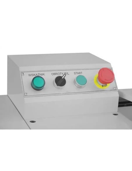 Univerzální konvenční soustruh CORMAK 330 x 700 230V se stojanem + sada nožů