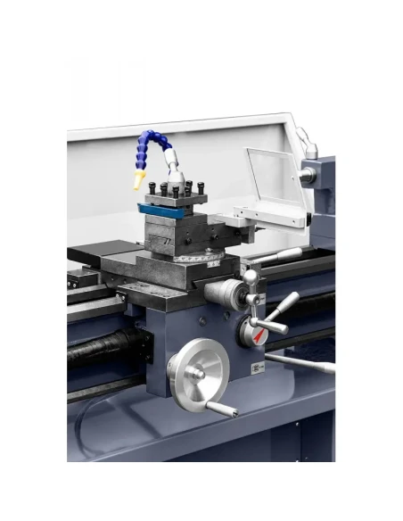 Univerzální konvenční soustruh CORMAK 330 x 915 400V se stojanem + nože + hrot