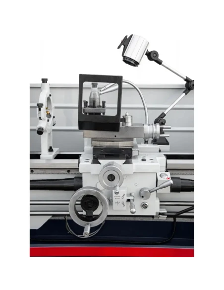 Univerzální konvenční soustruh CORMAK TORNADO 400x1000