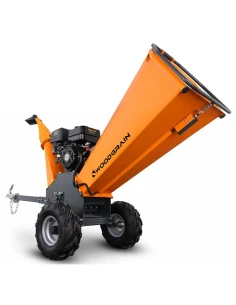 BENZÍNOVÝ ŠTĚPKOVAČ NA VĚTVE R1500 2