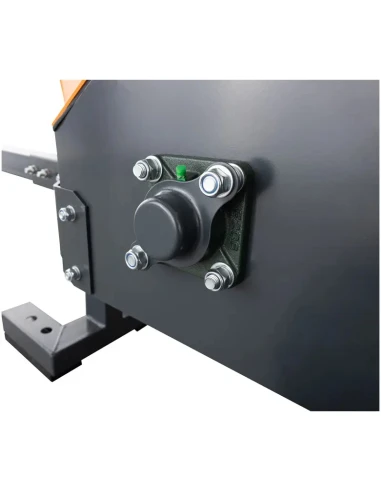 BENZÍNOVÝ ŠTĚPKOVAČ NA VĚTVE R1500