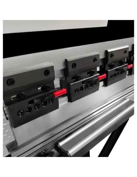 Hydraulický ohraňovací lis CORMAK CNC ULTIMATE 4+1 200×3200 DA-53TX