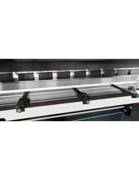 Hydraulický ohraňovací lis CORMAK CNC ULTIMATE 4+1 130×3200 DA-66T