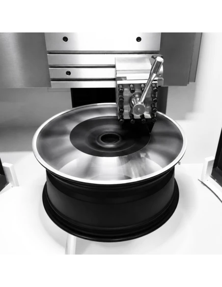CNC soustruh pro renovaci hliníkových disků TDF 720