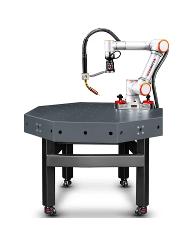 6osý svařovací robot, svařovací kobot CORMAK...
