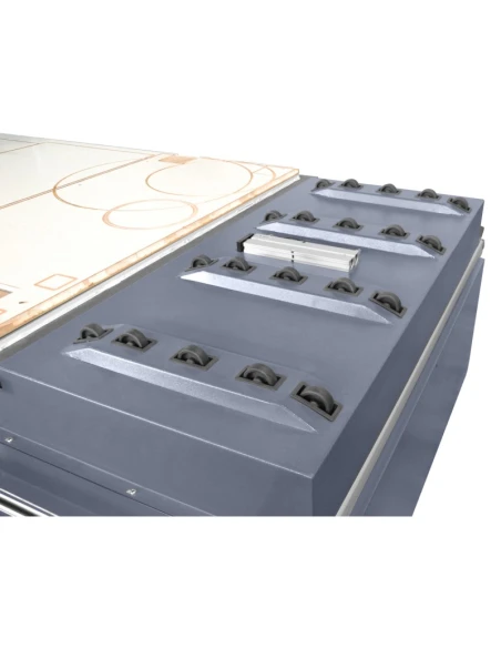 CNC frézovací centrum CORMAK HK-52 nakládka a vykládka