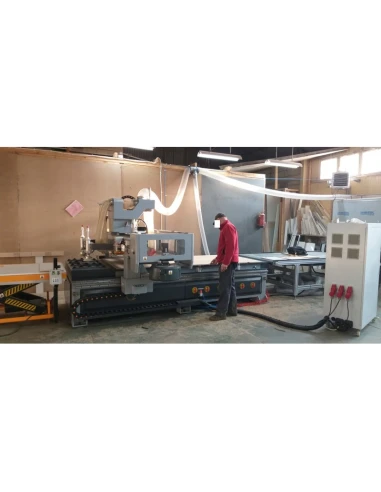 CNC frézovací centrum CORMAK HK-52 nakládka a...