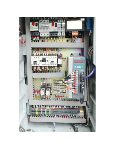 Univerzální frézka UWF 110 SERVO