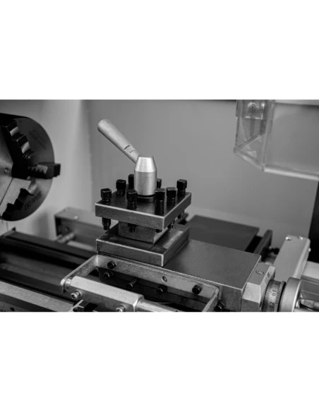 Soustružnicko-frézovací stroj CORMAK TYTAN Center 750 Vario DRO