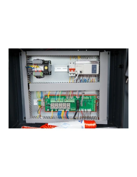 Automatický podavač zásobníků pro CNC soustruh