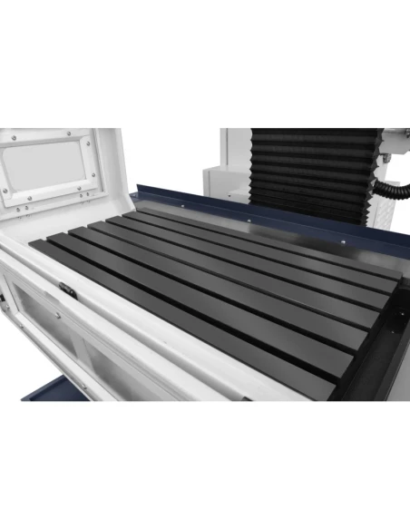 Frézka pro nástrojárnu CORMAK XL8140 CNC