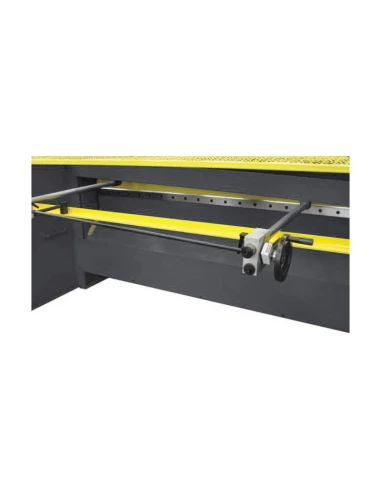 Mechanické gilotinové nůžky 3x2050