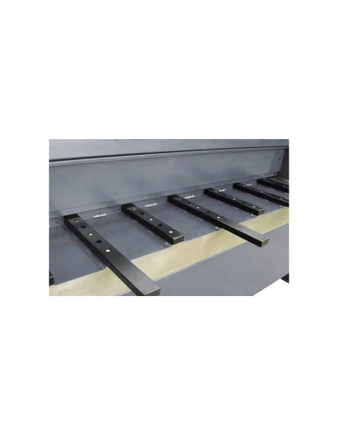 Mechanické gilotinové nůžky 4x1300