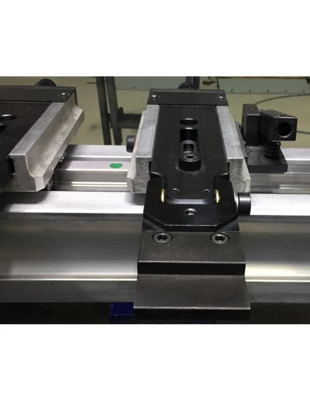 Ohraňovací lis CORMAK EASY 31220