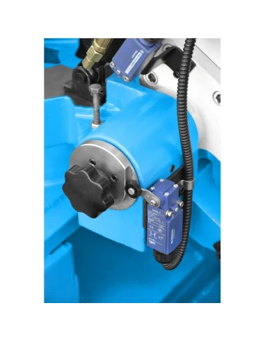 Automatický stroj na řezání kovů CORMAK S-200 RHA